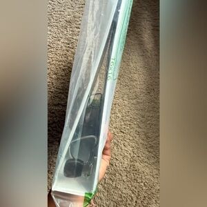 Avery White 3 Ring Binder File/ Folder - new and unused